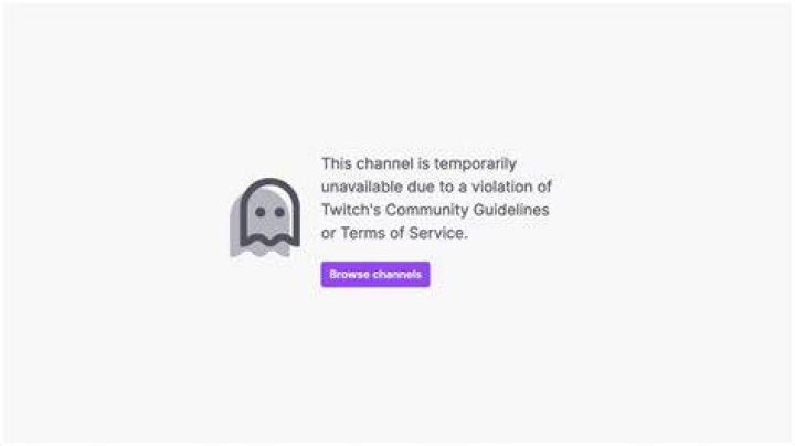 Amouranth BAnning Message
