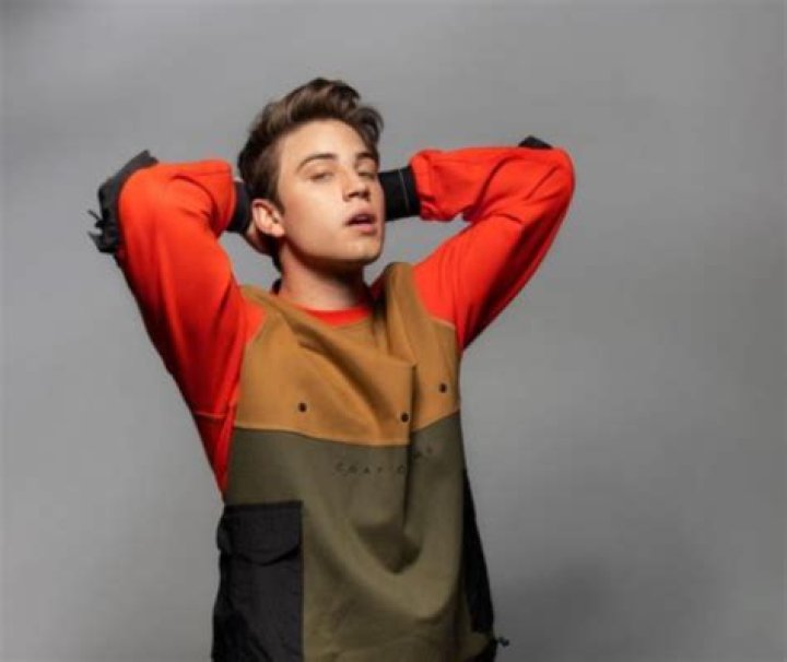 Carson Rowland Net Worth