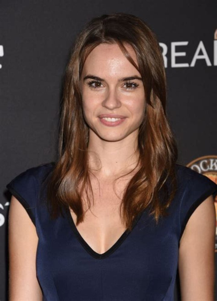 Ema Horvath Bra Size, Age, Weight, Height, Measurements