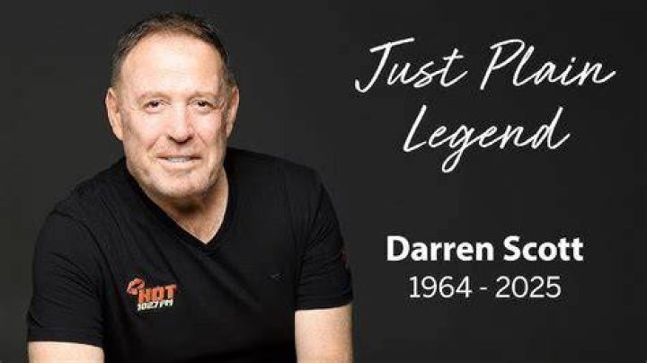 How old was actor Darren McGavin when he died?