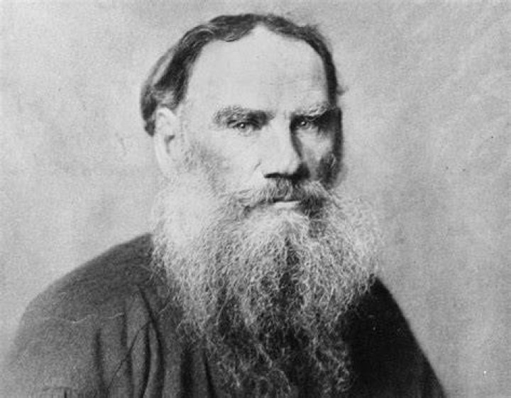 Leo Tolstoy Biography