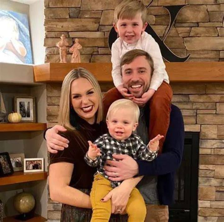 Peter Hollens Net Worth & Earnings (2024)