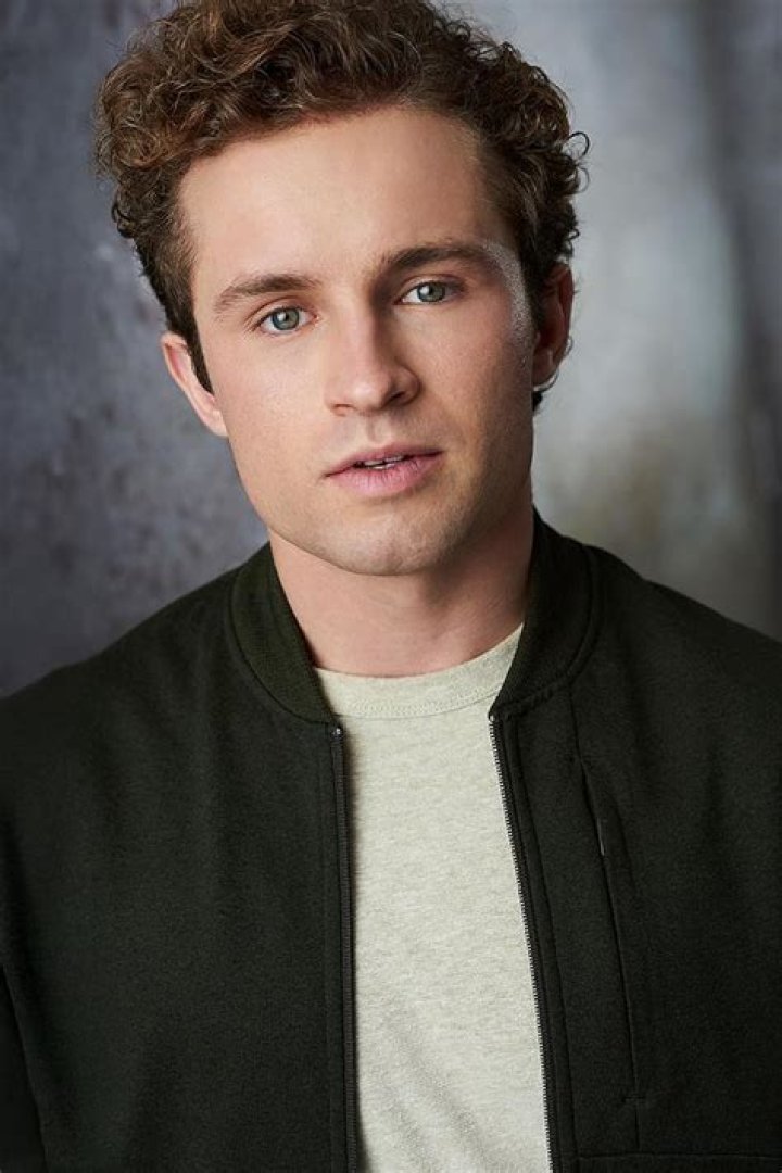 Sean Giambrone Sean Giambrone