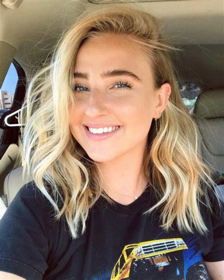 Veronica Dunne Net Worth